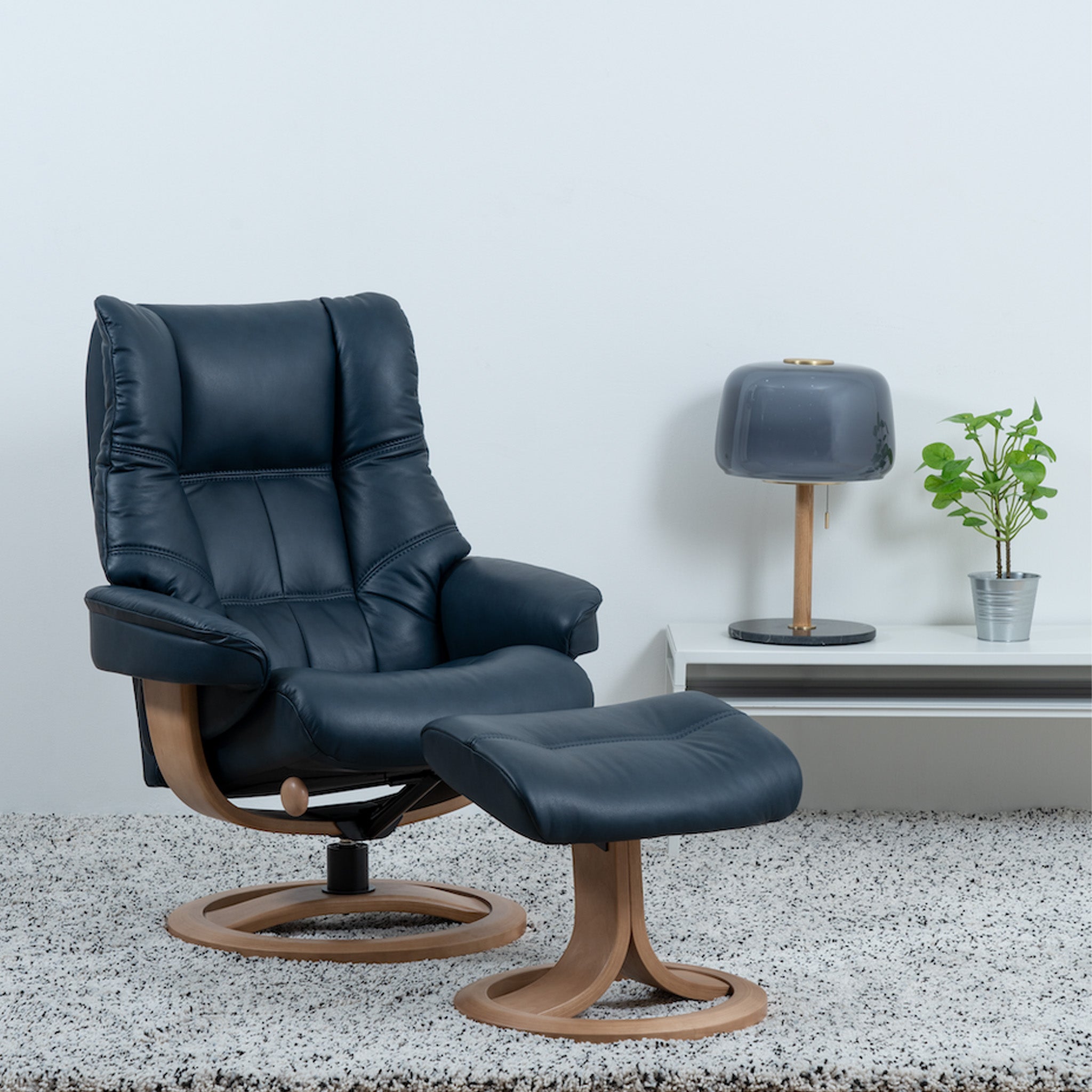 IMG Nordic 63 Recliner Ottoman – Recliner Store - Main Image