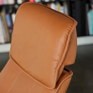 Admiral Cross Recliner